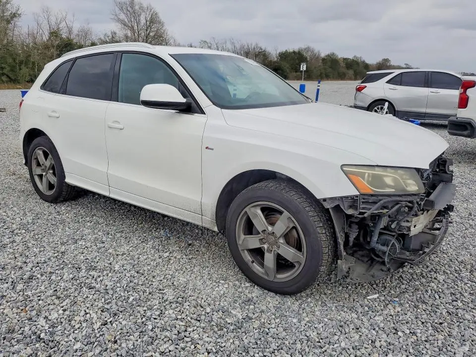 2011 AUDI Q5   