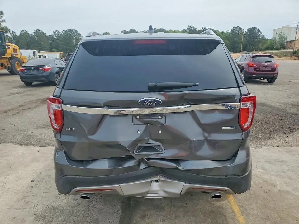 2016 FORD EXPLORER XLT  