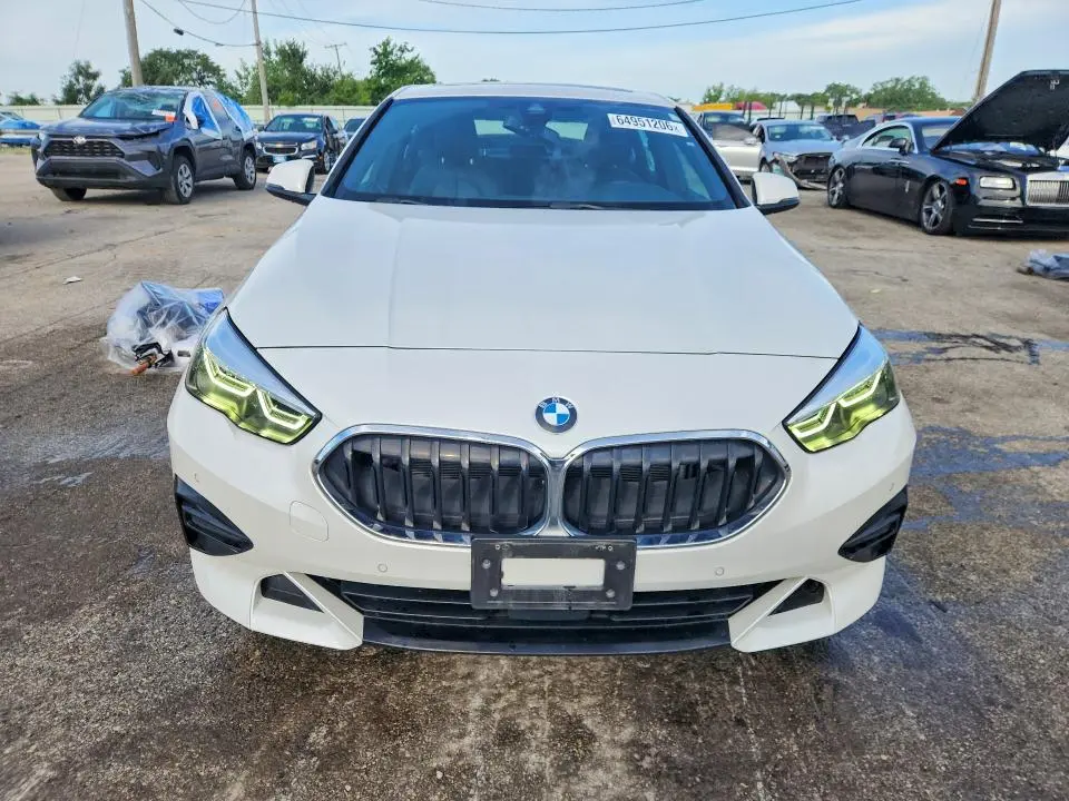 2022 BMW 228I   