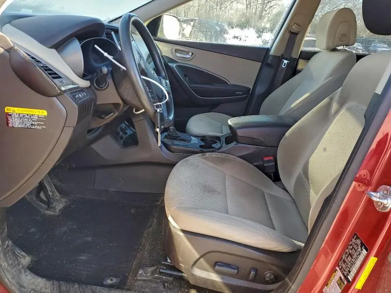 2017 HYUNDAI SANTA FE SE  