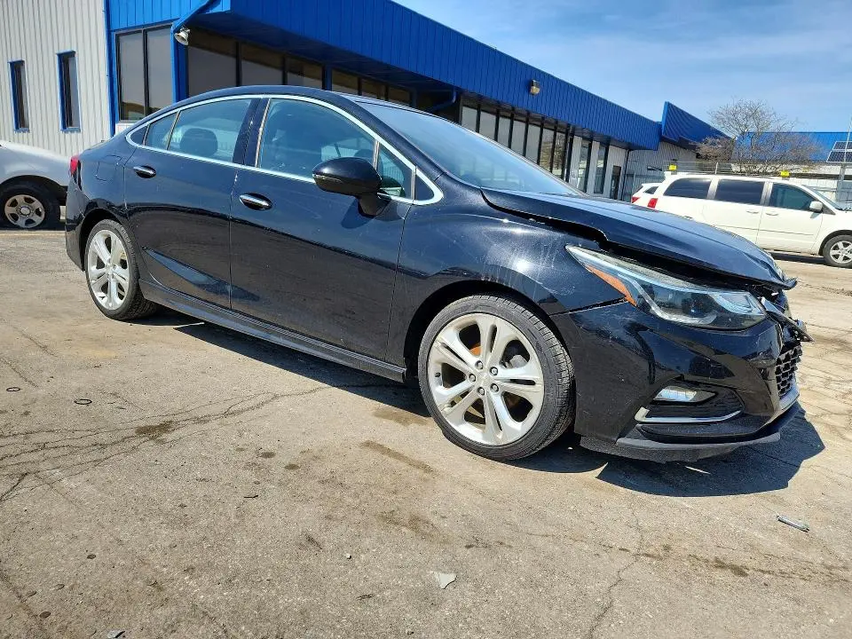 2017 CHEVROLET CRUZE PREMIER  