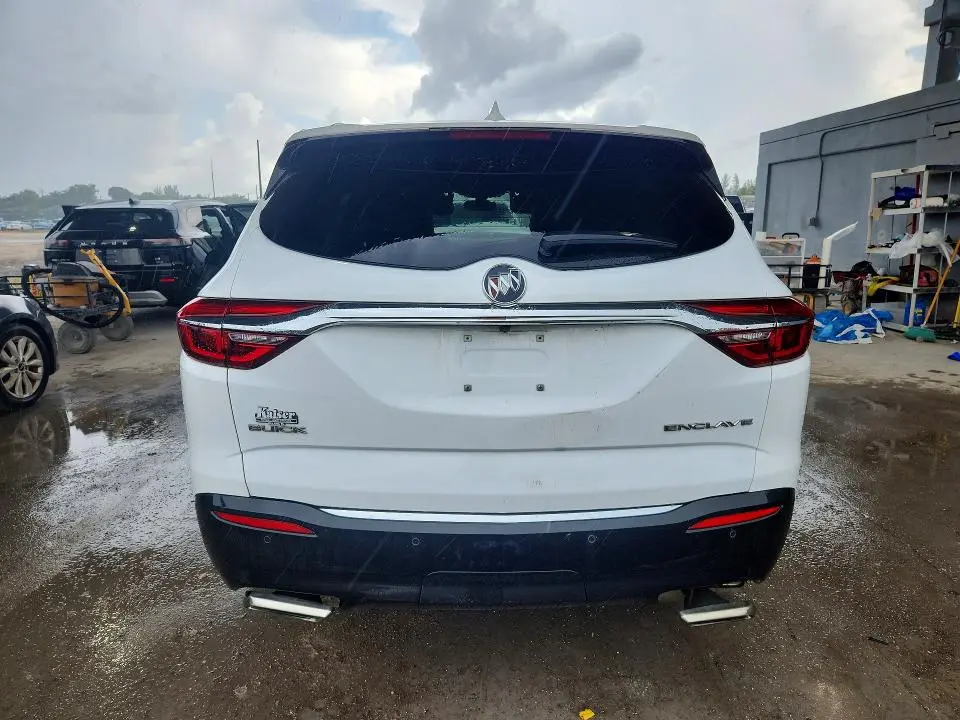 2018 BUICK ENCLAVE ESSENCE  