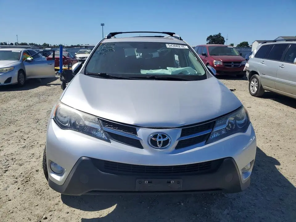 2014 TOYOTA RAV4 XLE  