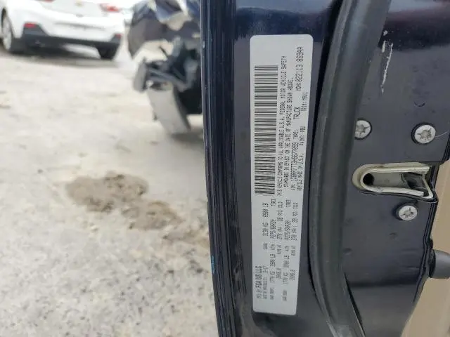 2017 RAM 1500 SLT