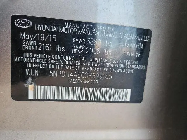 2016 HYUNDAI ELANTRA SE  