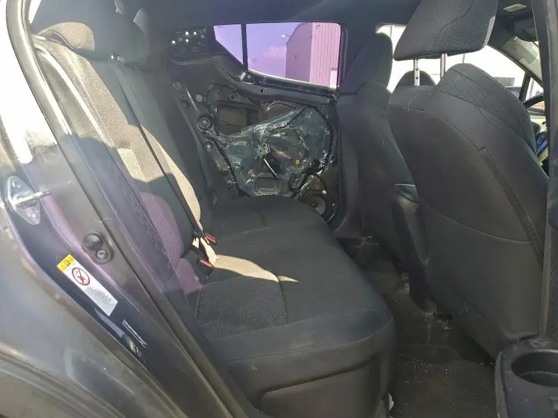 2018 TOYOTA C-HR XLE  