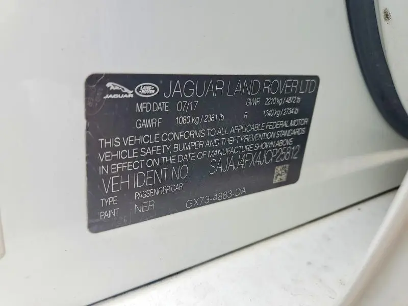 2018 JAGUAR XE PREMIUM  