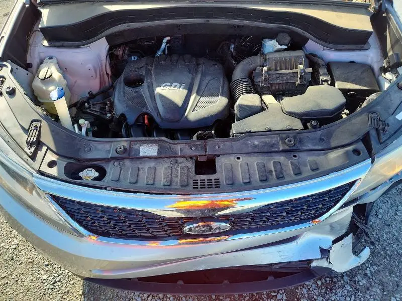2014 KIA SORENTO LX  