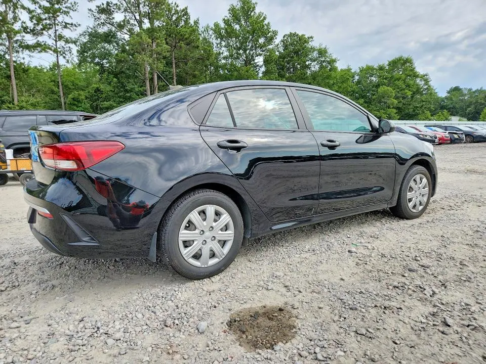 2022 KIA RIO S  