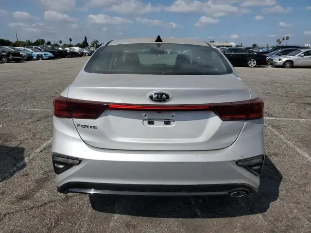 2021 KIA FORTE FE  
