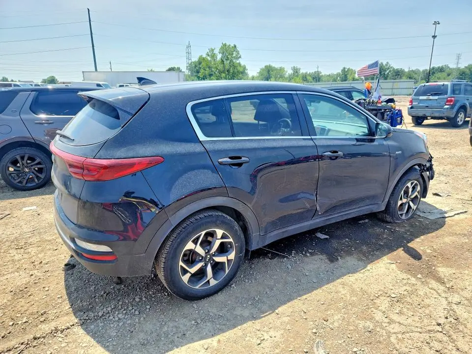 2022 KIA SPORTAGE LX  