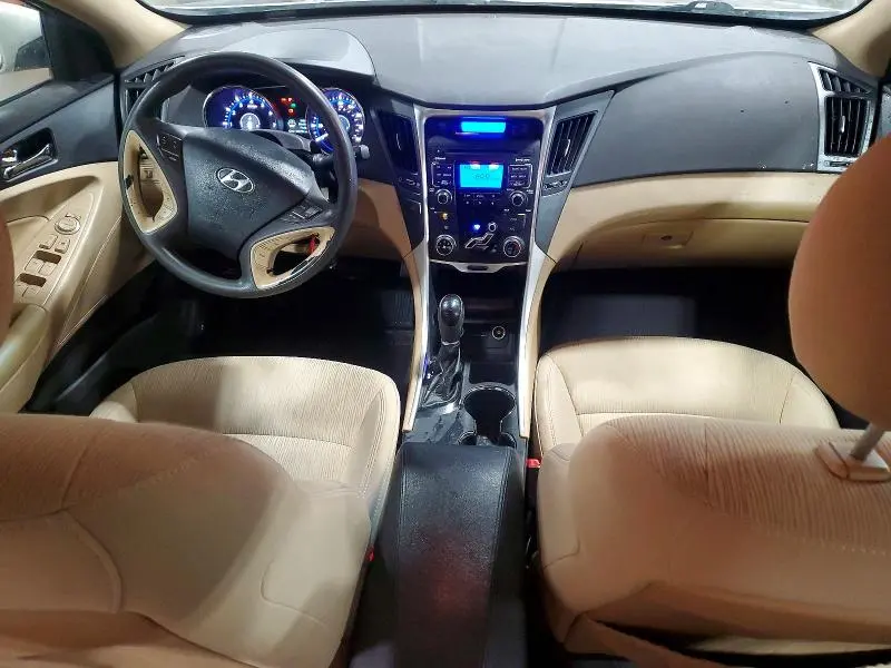 2011 HYUNDAI SONATA GLS  