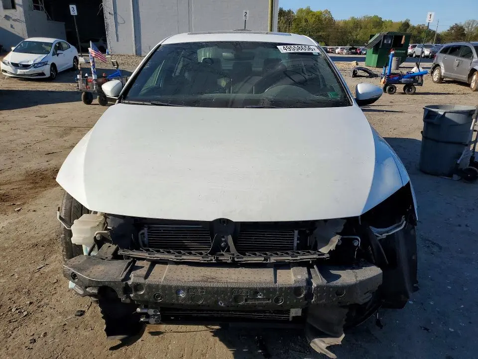 2017 VOLKSWAGEN JETTA GLI  