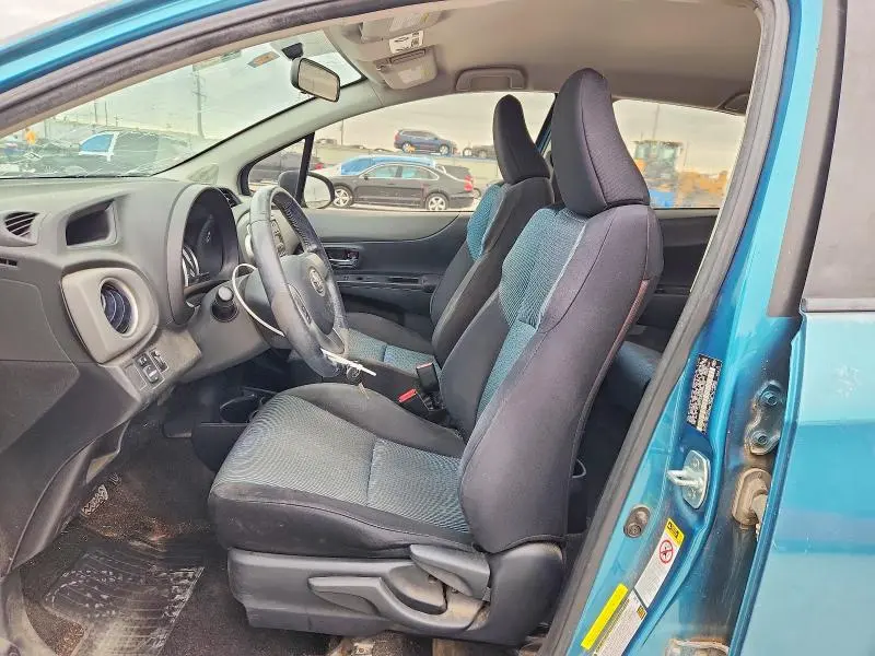 2013 TOYOTA YARIS 5-DOOR L  