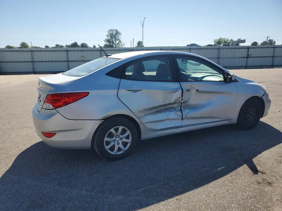2014 HYUNDAI ACCENT GLS  