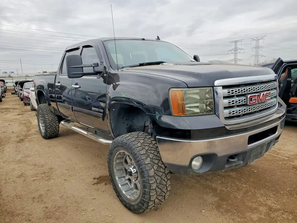 2011 GMC SIERRA K2500 SLE  