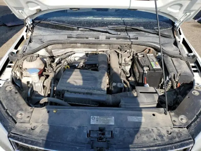 2016 VOLKSWAGEN JETTA SE  