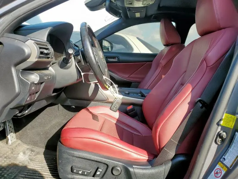 2017 LEXUS IS 300  
