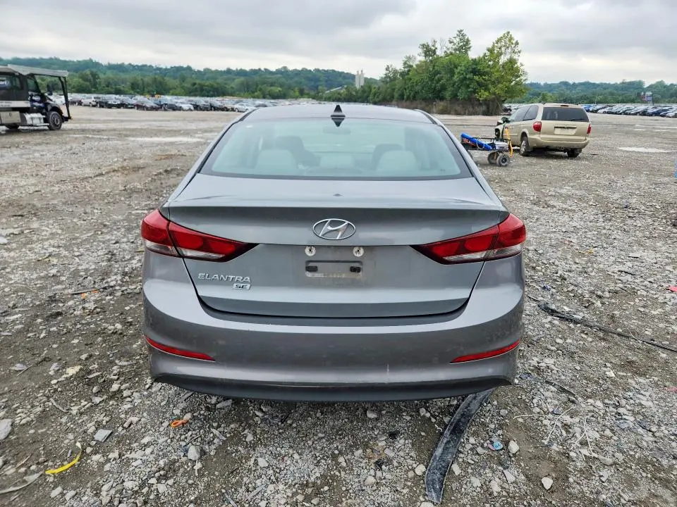 2017 HYUNDAI ELANTRA SE  