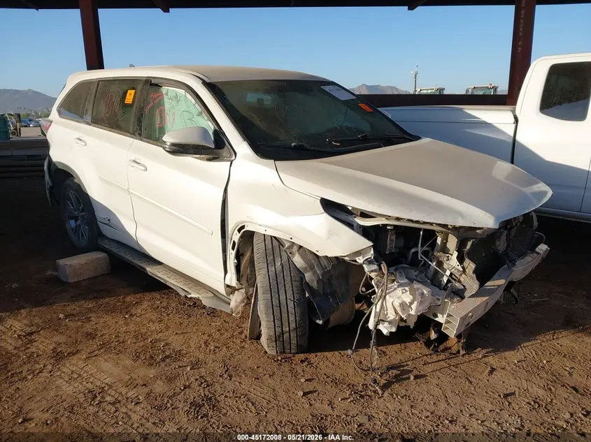 2015 TOYOTA HIGHLANDER LE PLUS V6