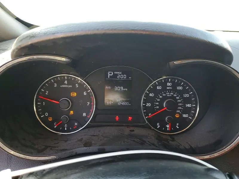 2017 KIA FORTE LX  