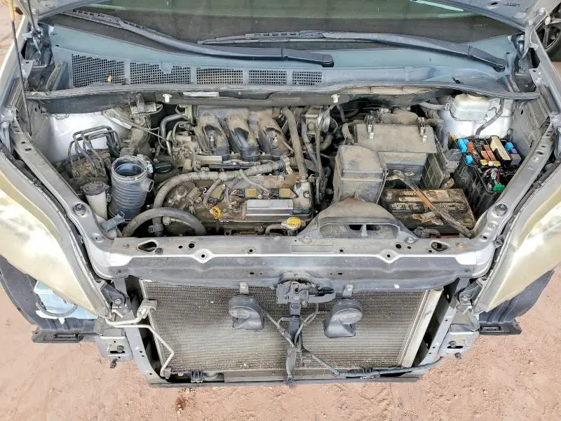 2011 TOYOTA SIENNA LE 8-PASSENGER  