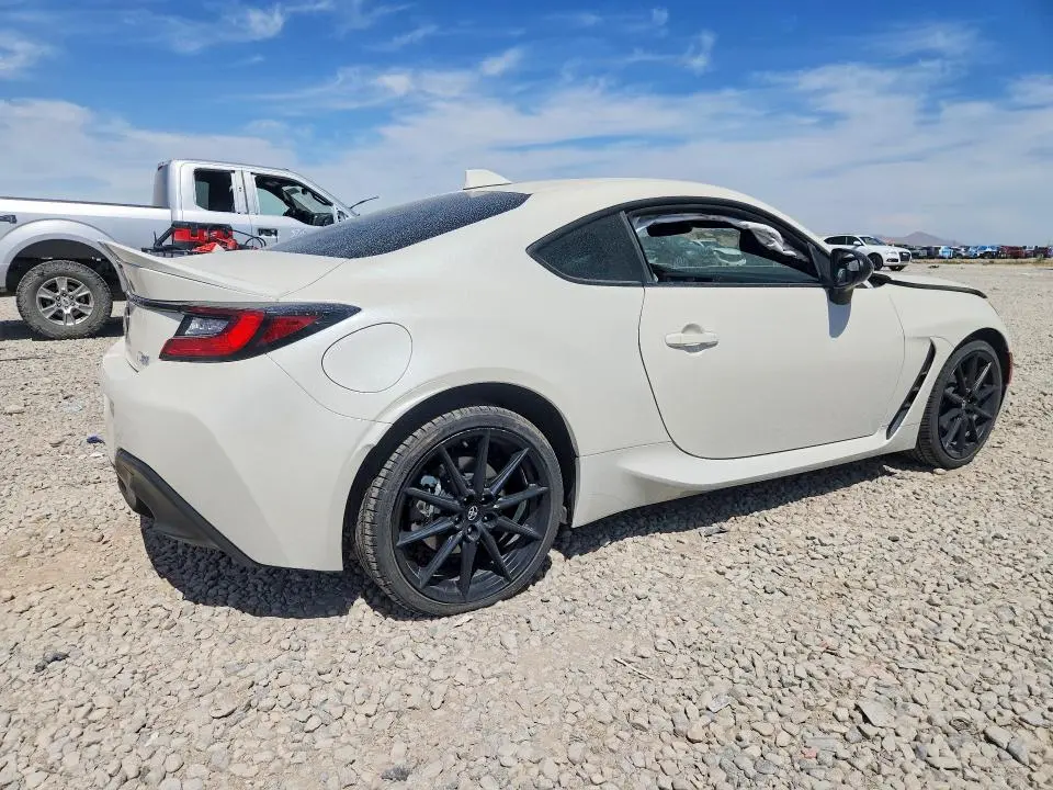 2024 TOYOTA GR 86 PREMIUM  