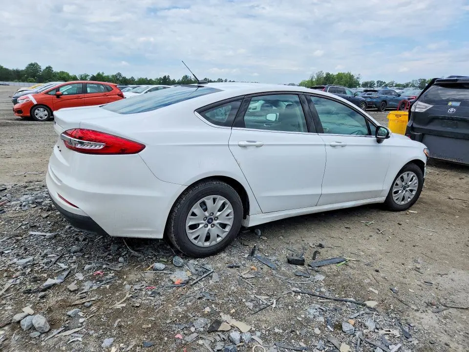 2019 FORD FUSION S  