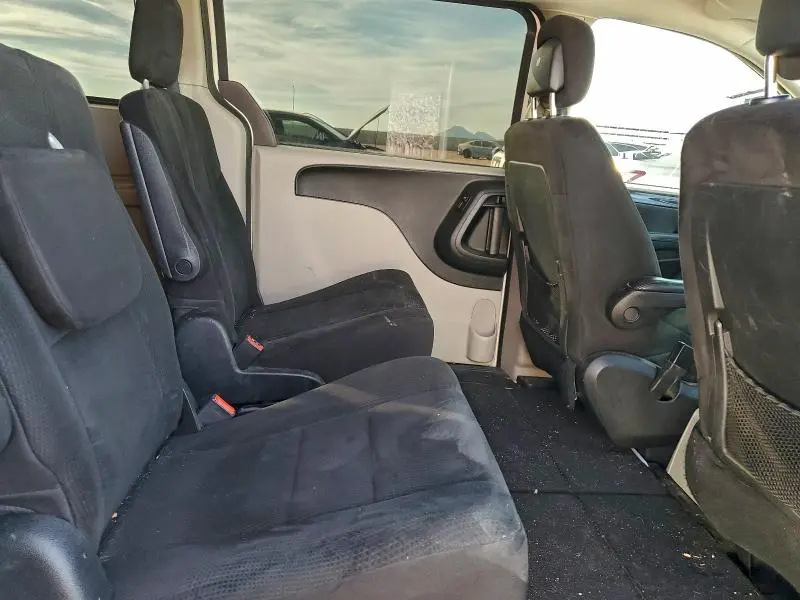 2011 DODGE GRAND CARAVAN EXPRESS  