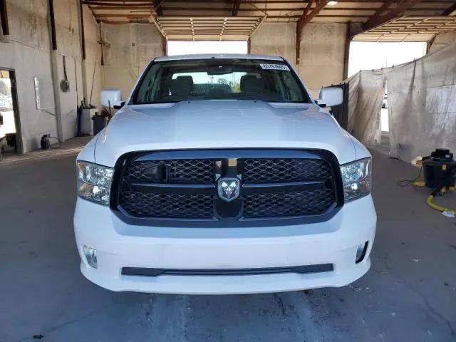 2015 RAM 1500 ST