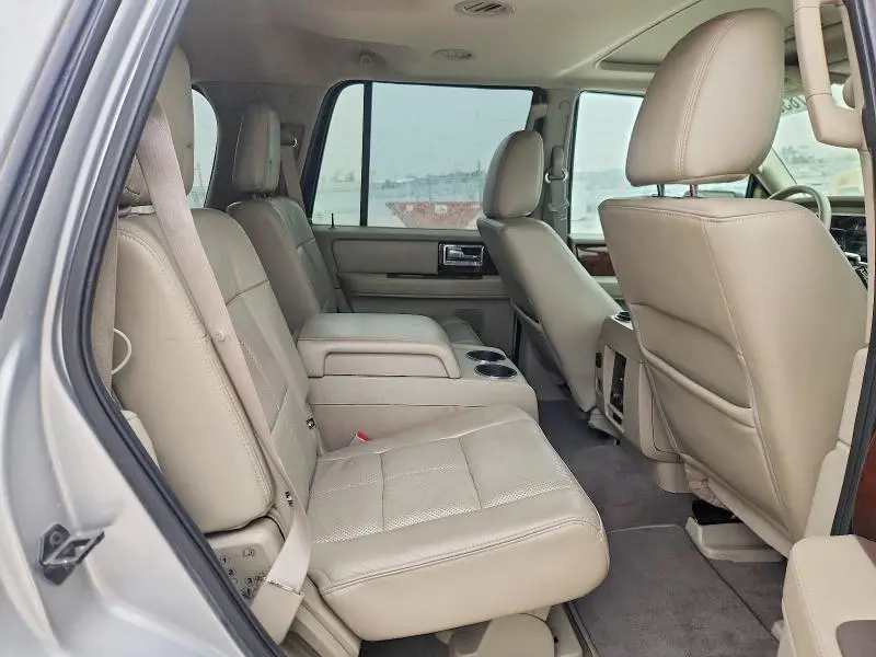 2013 LINCOLN NAVIGATOR   