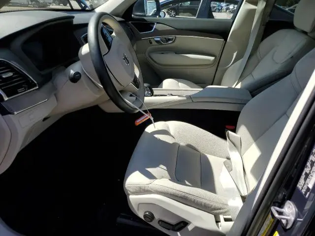 2023 VOLVO XC90 PLUS