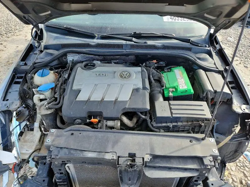 2012 VOLKSWAGEN JETTA TDI  