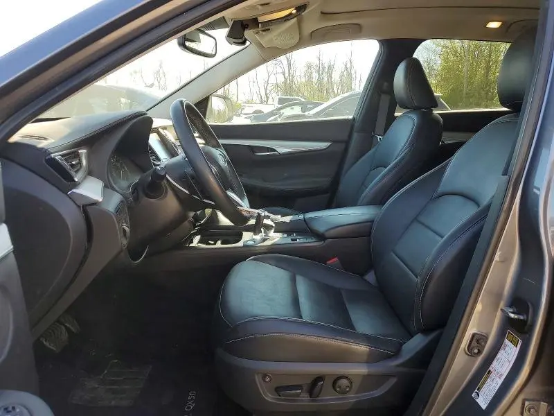 2019 INFINITI QX50 LUXE  