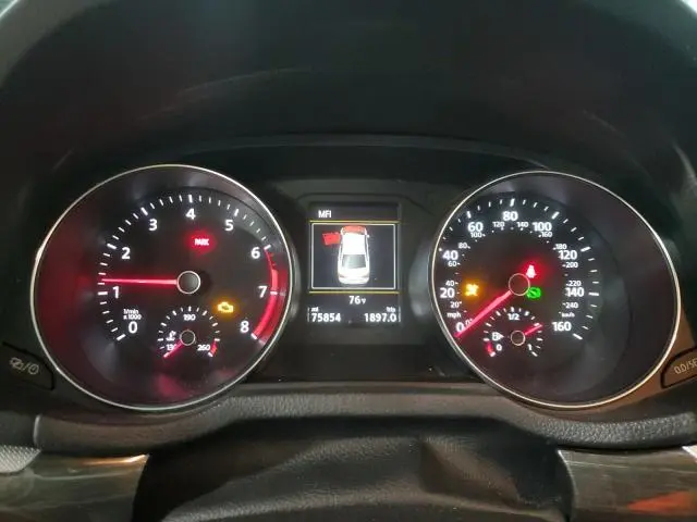 2017 VOLKSWAGEN PASSAT SE  