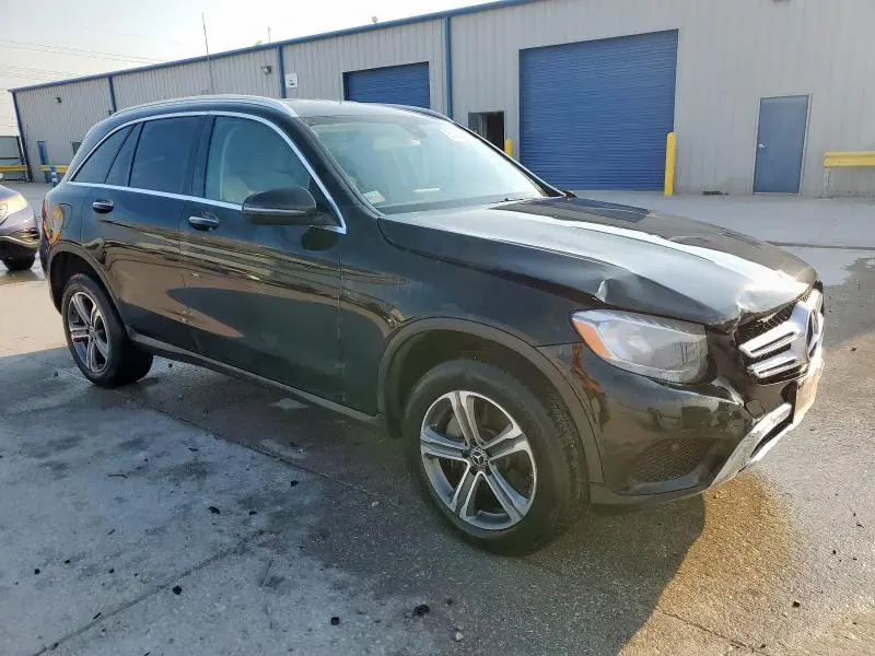 2019 MERCEDES-BENZ GLC 300  