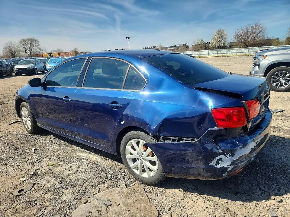 2011 VOLKSWAGEN JETTA BASE  