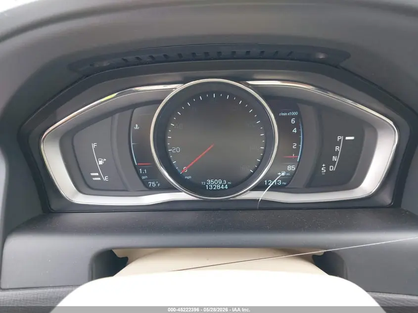 2015 VOLVO XC60 T5 PREMIER