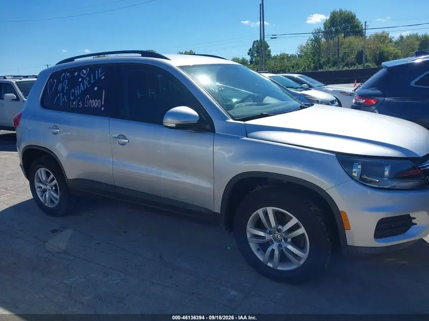 2016 VOLKSWAGEN TIGUAN S