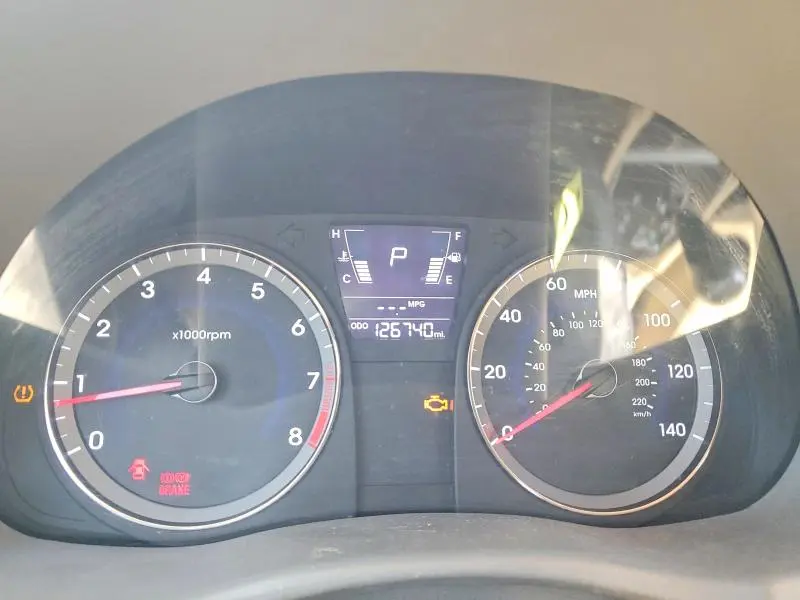 2012 HYUNDAI ACCENT GLS  