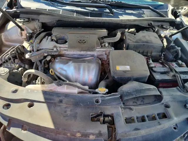 2015 TOYOTA CAMRY LE  
