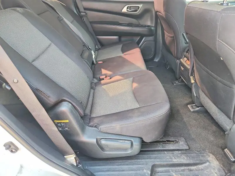 2019 NISSAN PATHFINDER SV  
