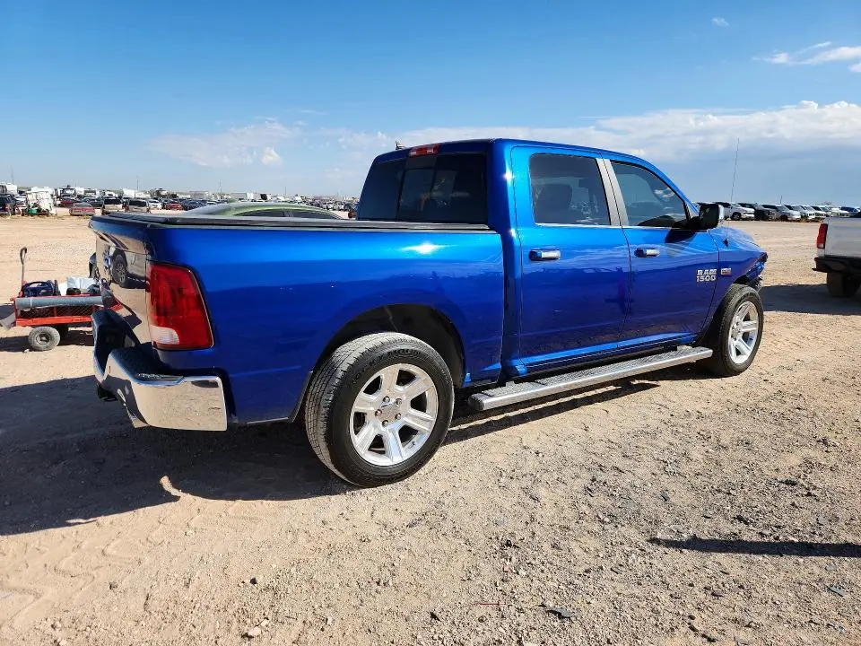 2017 RAM 1500 SLT  
