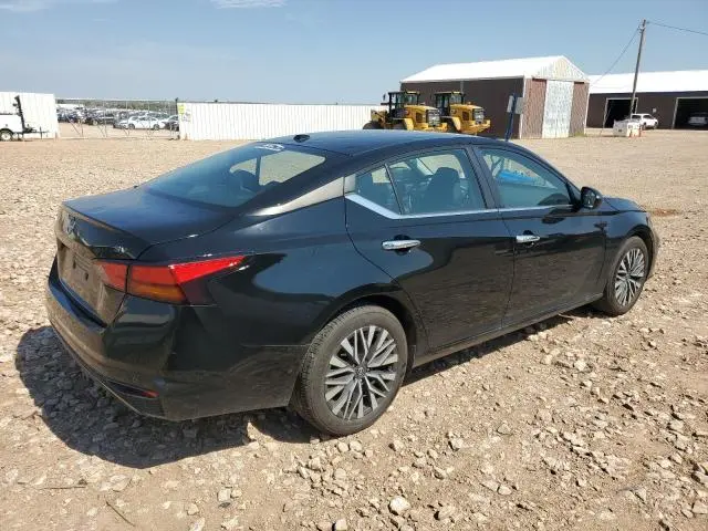 2024 NISSAN ALTIMA SV  