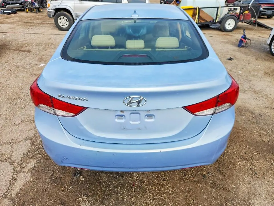2012 HYUNDAI ELANTRA GLS  
