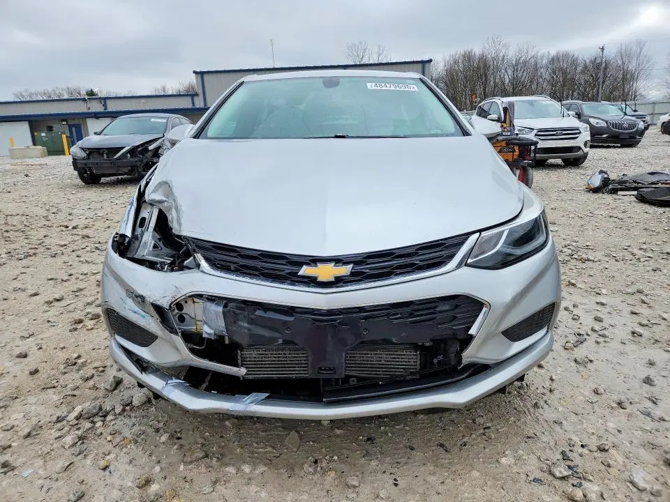 2017 CHEVROLET CRUZE LT  