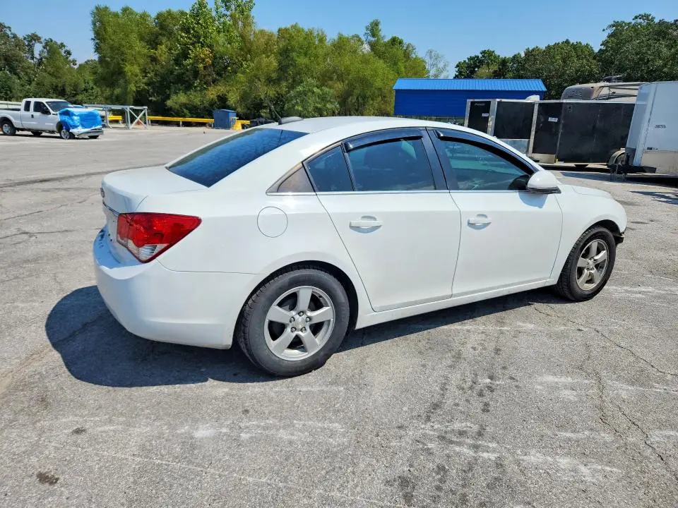 2015 CHEVROLET CRUZE LT  