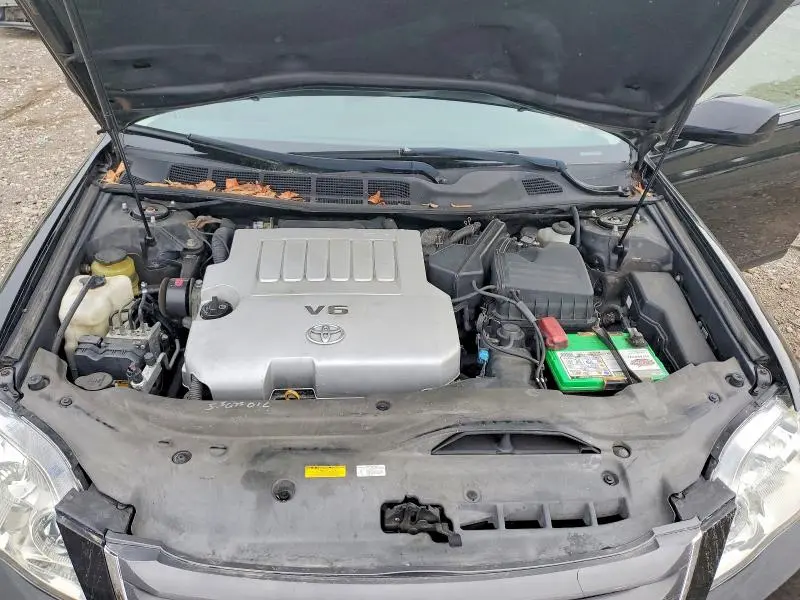 2010 TOYOTA AVALON XL  