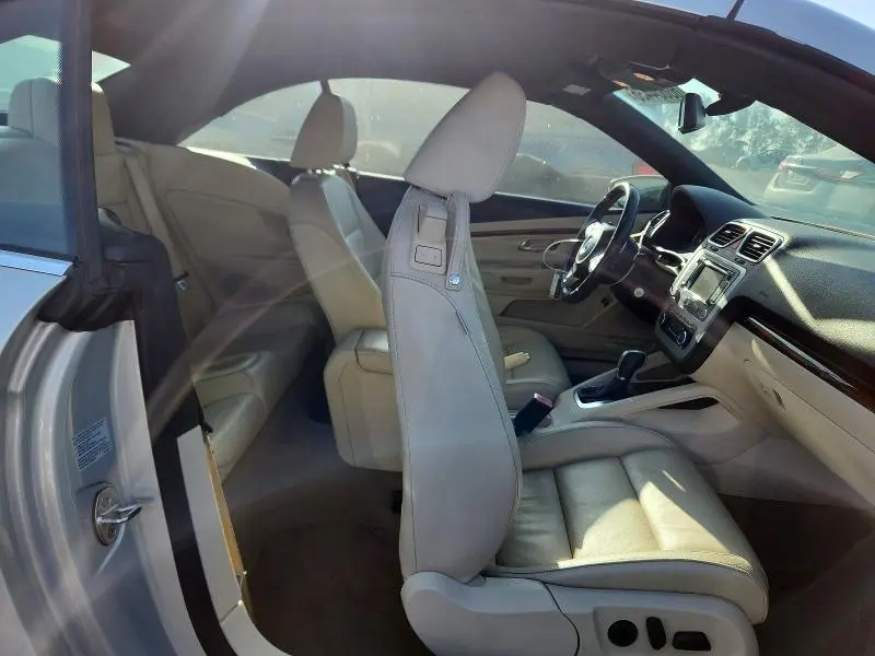 2012 VOLKSWAGEN EOS LUX  