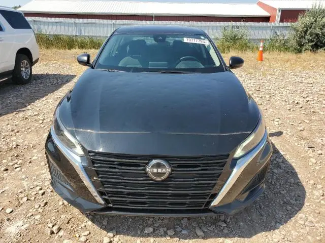 2024 NISSAN ALTIMA SV  